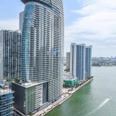 Miami city Views at Icon Brickell