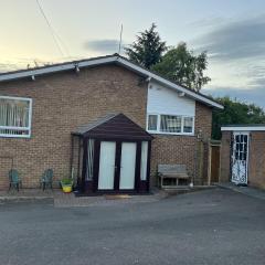 Beautiful 3 Bed House with Hot Tub in Blaydon Burn