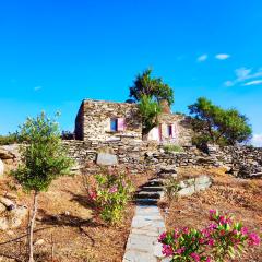 OWL’S NEST/THE PINK COTTAGE