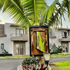 Villa Olive - A two double bed Duplex at Green Village with swimming pool