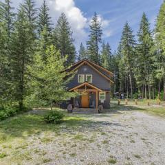 Compass Cabin by NW Comfy Cabins