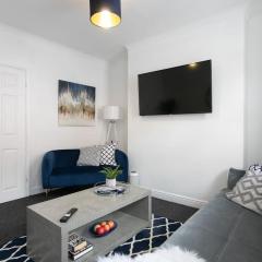 *Central 2 bed - Sleeps 5*