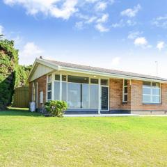 Battye Cottage Beautiful Sea Views All Year Round