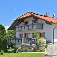 Beautiful apartment in the Bavarian Forest with balcony and whirlpool tub