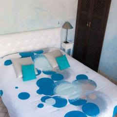 Suite Essaouira, Riad 8 au village naturiste Couple only
