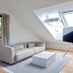 Cozy and Bright Apartments with Private Car Park
