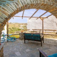 Tinos 2 bedrooms 5 persons apartment by MPS
