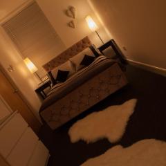 Urban Chic Suite - Simple2let Serviced Apartments