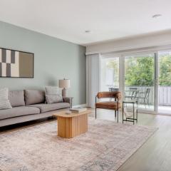 Cupertino 2br w pool ac nr shops dining SFO-1437
