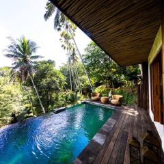 Ubud Riverside Villa