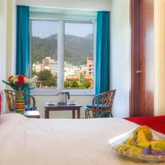 Hotel Dhakad Gold - Tapovan, Rishikesh