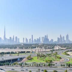 Luxury Escapes - Brand New Studio with View - Azizi Farhad Jaddaf