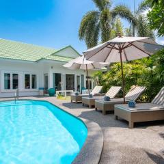 2BR Villa Baan Orchid, seconds to beach