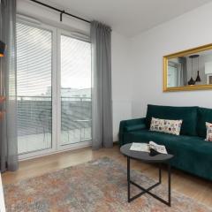 Trendy Warsaw Apartment with 2 Bedrooms, Balcony & Parking by Renters