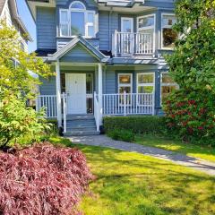 Bright Garden Suite by the Beach and UBC