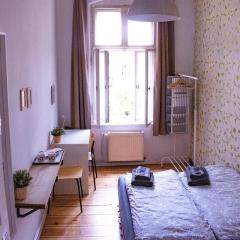 Artsy Room for 2 in Prenzlauer Berg - Ideal Stay in Shared Flat