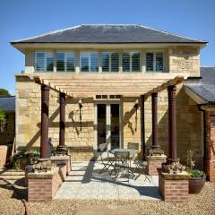 Normanton Park House - Luxury Rutland Water Home