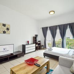 Tranquil Studio Near Furjan Metro - Relaxing Holiday Retreat - EDD