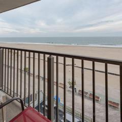 Studio w Balcony and Ocean View - Boardwalk One - 203