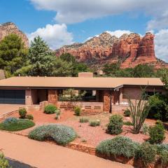 Jacuzzi, Walk to Trails, Stunning Views, Mid-Century Modern,Pool