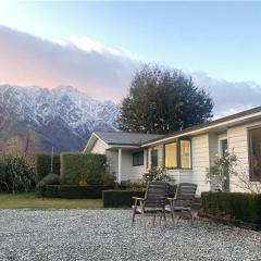 Frankton Favourite - Queenstown Holiday Home