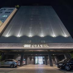 Simjak Hotel by Aank