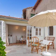 Amazing Apartment In Roquebrune-cap-martin With Kitchen