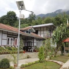 Vamoose Homestay Hitaishi
