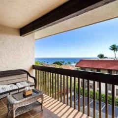 Kailua Bay View, AC, King Bed, Lanai, Pool, Walk to Kailua Village