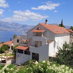 Apartments Postira Brač