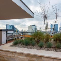 Golden Apartments Warsaw - Luxury Building with Terrace on the Roof - Sienna Str