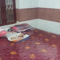 Hallima Service Apartments Non Ac Homestay low Budget