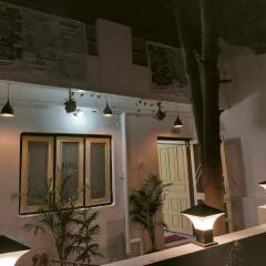 Ashutosh Homestay and Hotels