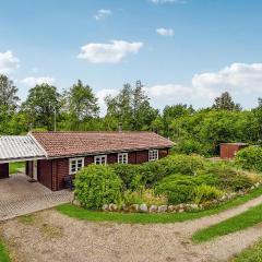 Cozy Home In Herning With Kitchen