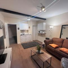 Beautiful 1 Bedroom Maisonette