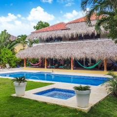 A Golf Lover's Dream Villa with 4 Bedrooms, Pool, Jacuzzi, and Maid