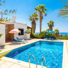 Villa Lela Tria