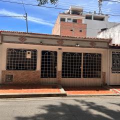 Agradable casa en Cúcuta cerca al CC Unicentro