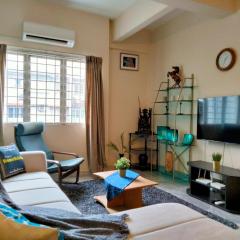 OUG Cozy 3Br 8-9pax 3storey townhouse Bukit OUG