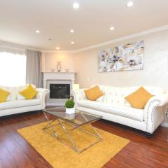 Spacious 2BR/2.5BA + Game Room