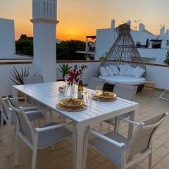 Cabanas de Tavira Gomeira, 2 bedroom, 3 terraced Penthouse with Seaview, 300m from the Sea