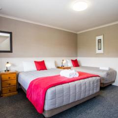 Te Anau Top 10 Holiday Park and Motels