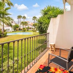 Awesome Home In Estepona With Outdoor Swimming Pool, Wifi And 3 Bedrooms