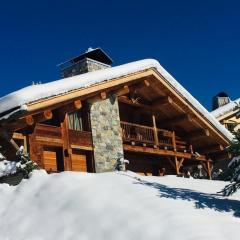 Chalet traditionnel 5 chambres, 10 pers, parking, terrasse, proche La Balme - FR-1-459-210