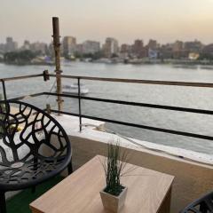 Hotel Apartment With Great Nile View