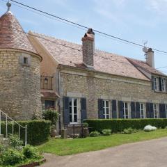 Le Prieuré: maison de charme proche de Vézelay****