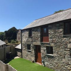 Piglets. Spacious, Modern, Peaceful, nr Port Isaac