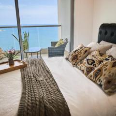 Stunning sea view 30th floor 1BR