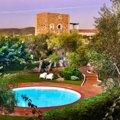 ISA-Residence wityh swimming-pool near Porto Cervo and only 350 meters from the beach