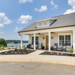 Greenwood Getaway with Furnished Patio and Lake View